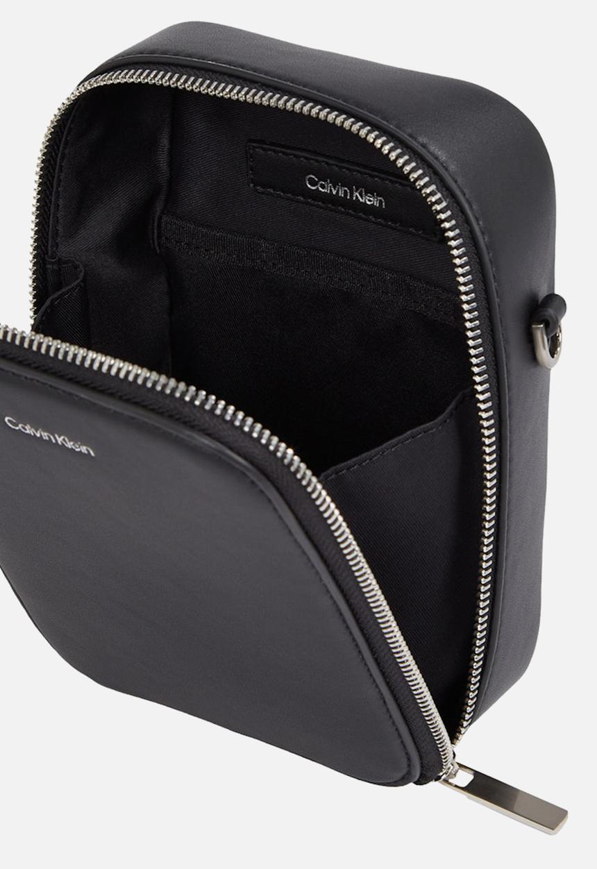 Calvin Klein - CK Sleek Reporter Xs - Black