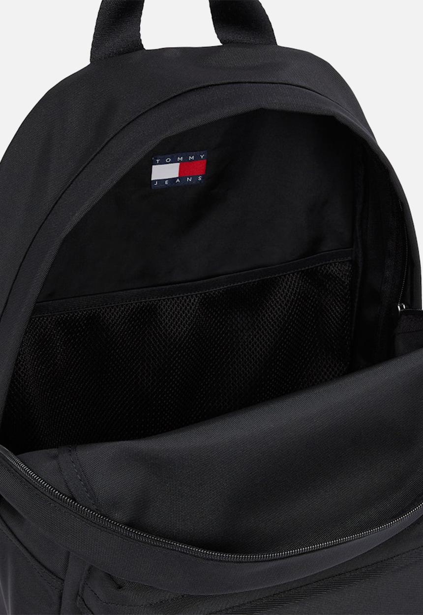 Tommy Hilfiger - TJM Ess Daily Dome Backpack - Black