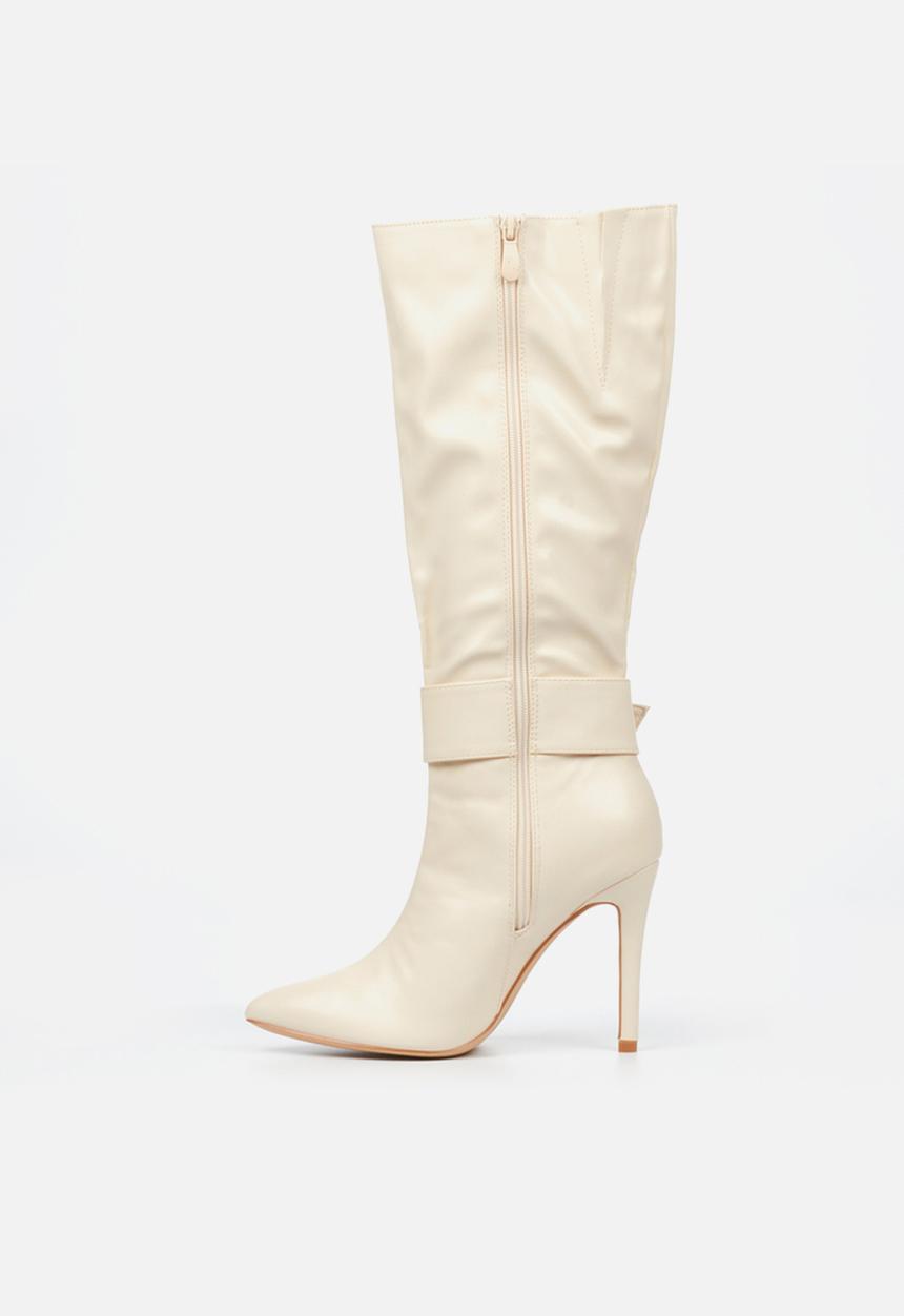 Miss Black - Boss 23 boot - bone