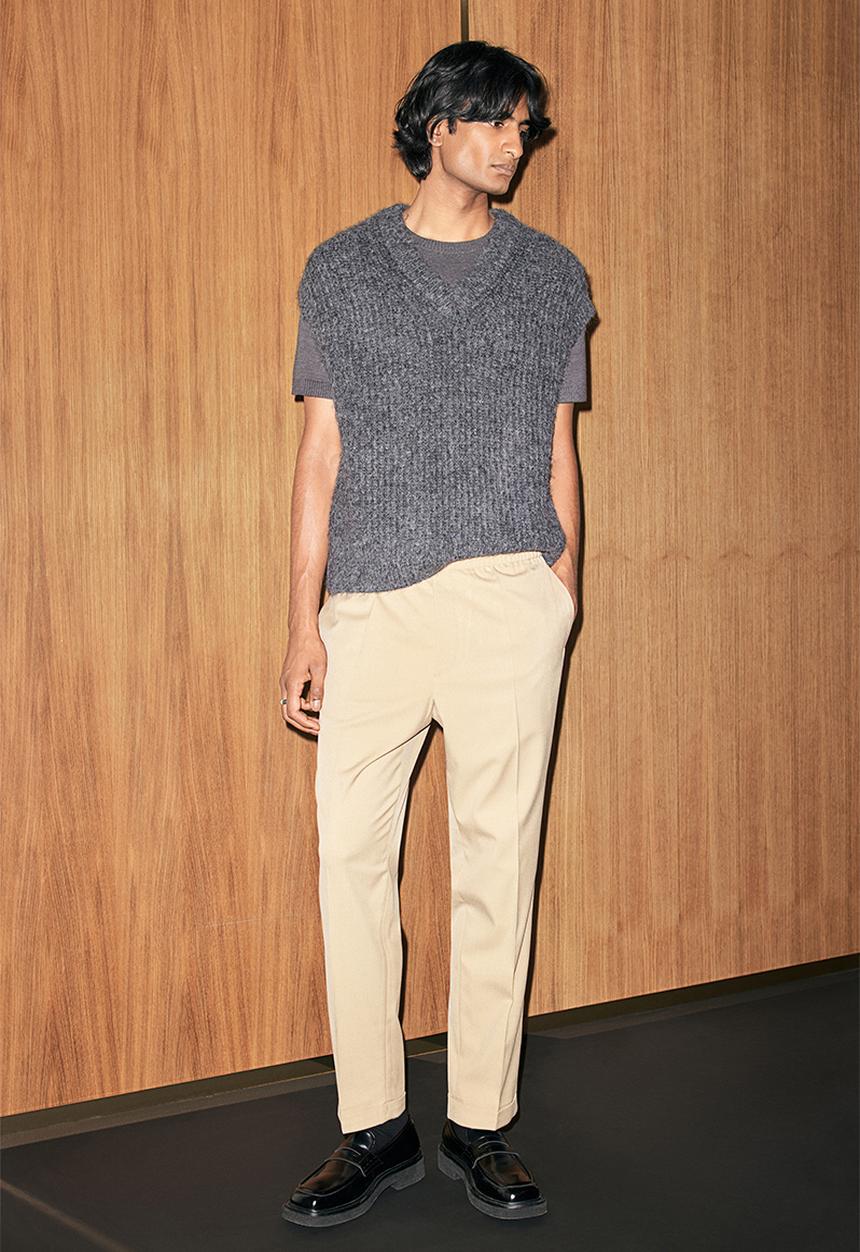 H&M - Slim fit tailored trousers - beige