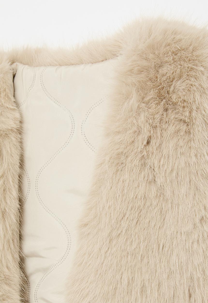 Pop Candy - Faux fur gilet - beige