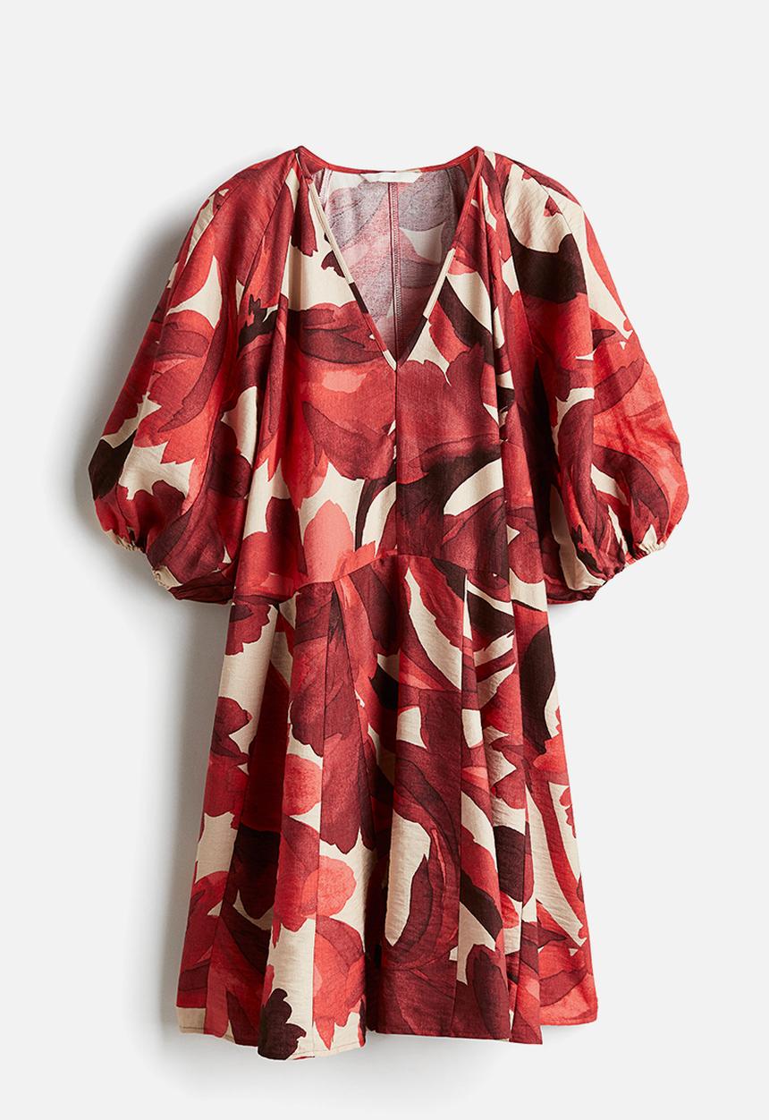 H&M - Flared-skirt dress - light beige red floral 