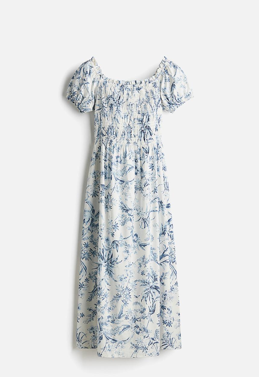 H&M - Smocked off-the-shoulder dress - white blue floral
