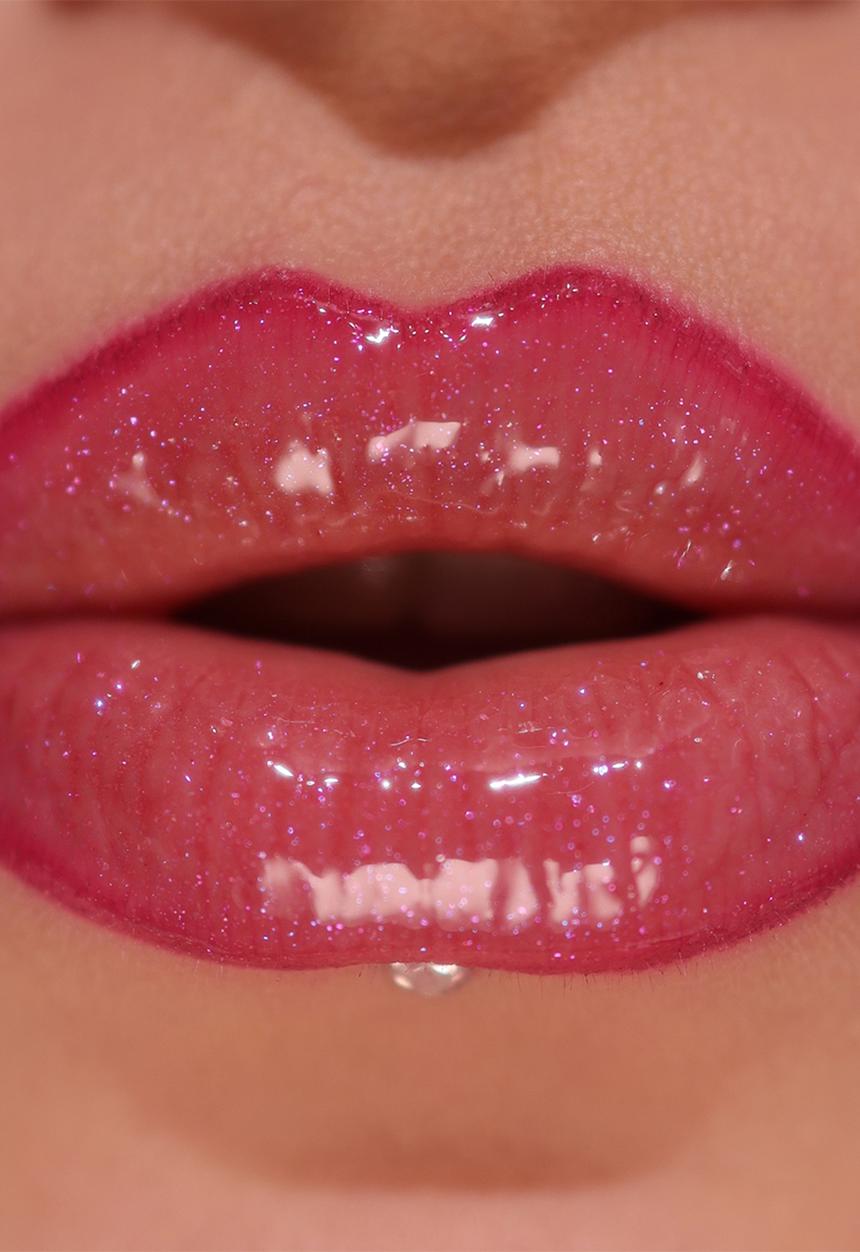 Revolution - Pout Bomb Shimmer - Berry Lustre