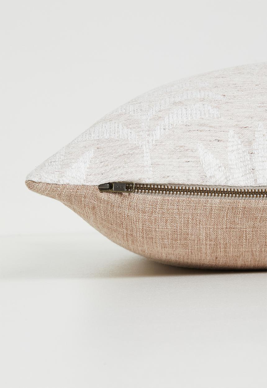 Hertex Fabrics - Wilderness crema cushion cover - natural