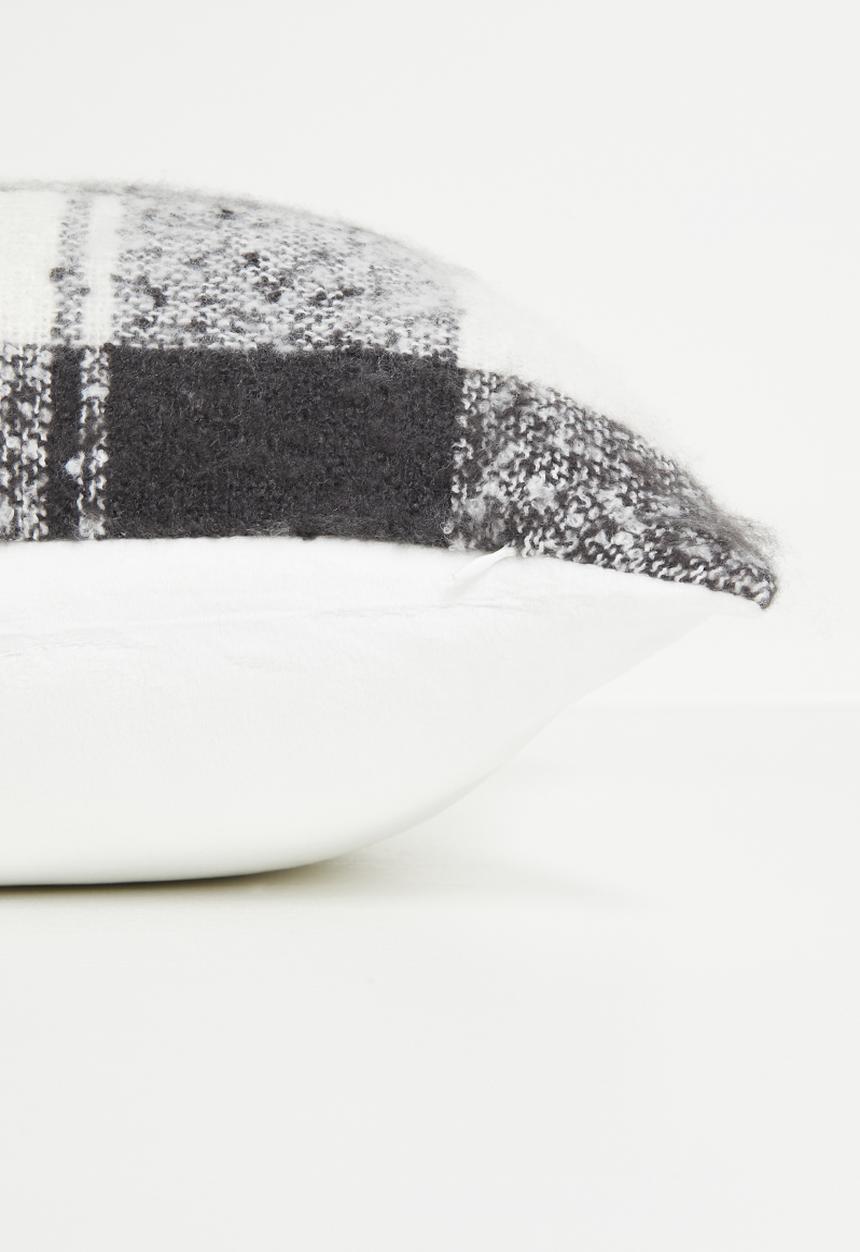 H&S - Plaid woven cushion - black & white 