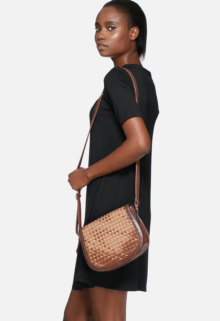 The Lot - Fold & fade slingbag
