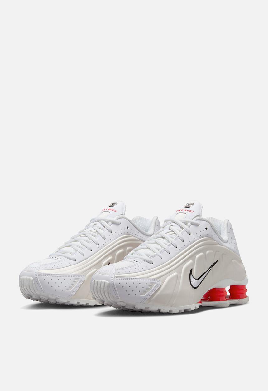 Nike - Nike Shox R4