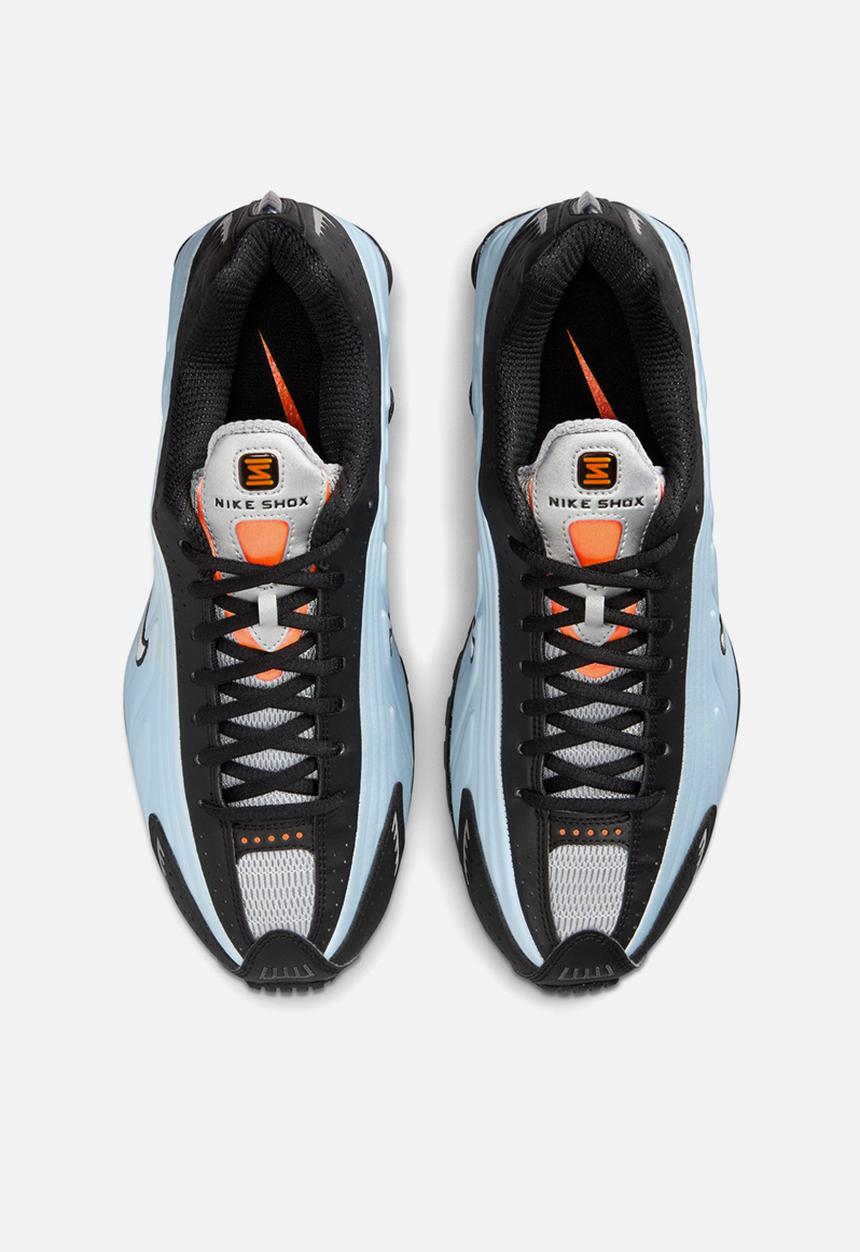 Nike - Nike Shox R4
