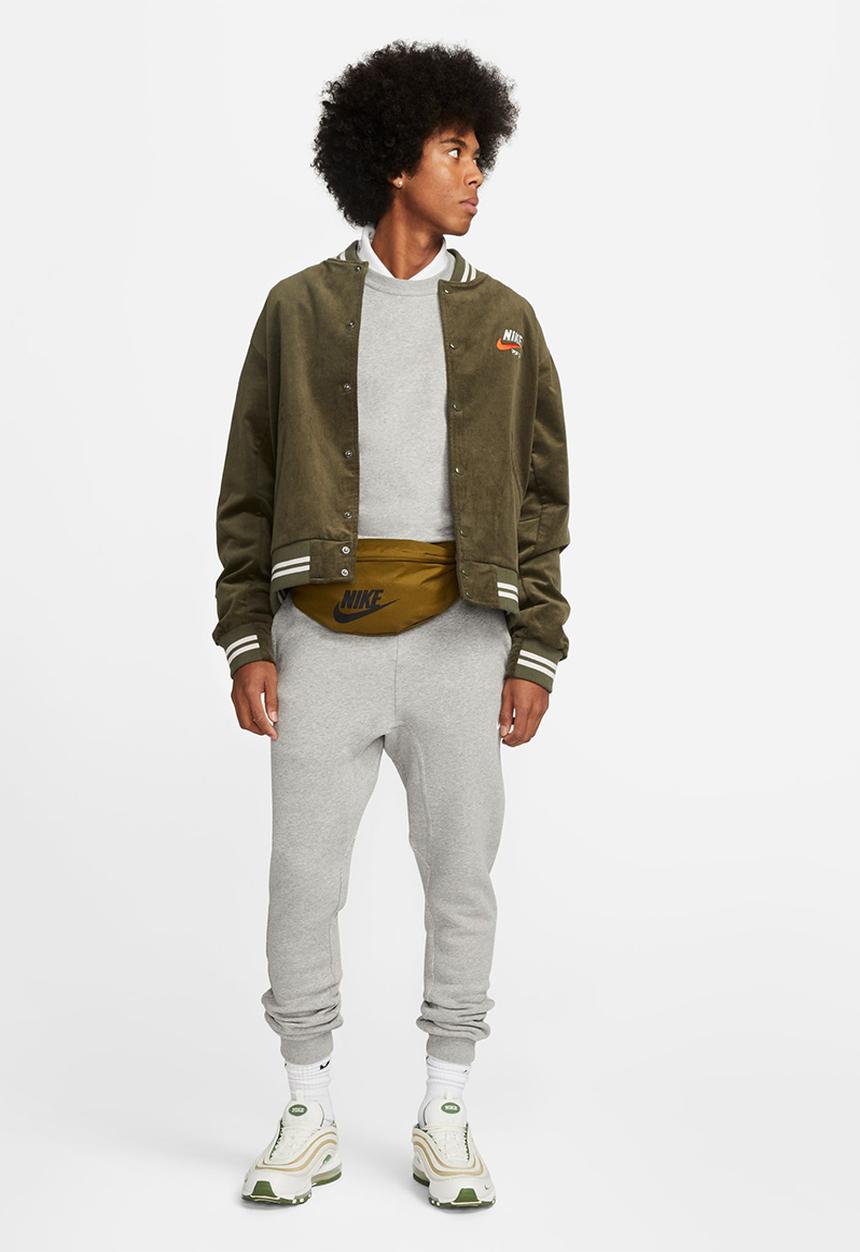 Nike - NSW Club Fleece Taper Pant - Dark Grey Heather/ White