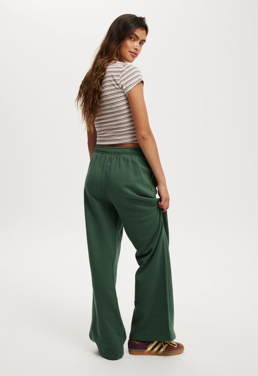 Cotton On - Classic fleece wide leg sweatpant - heritage green