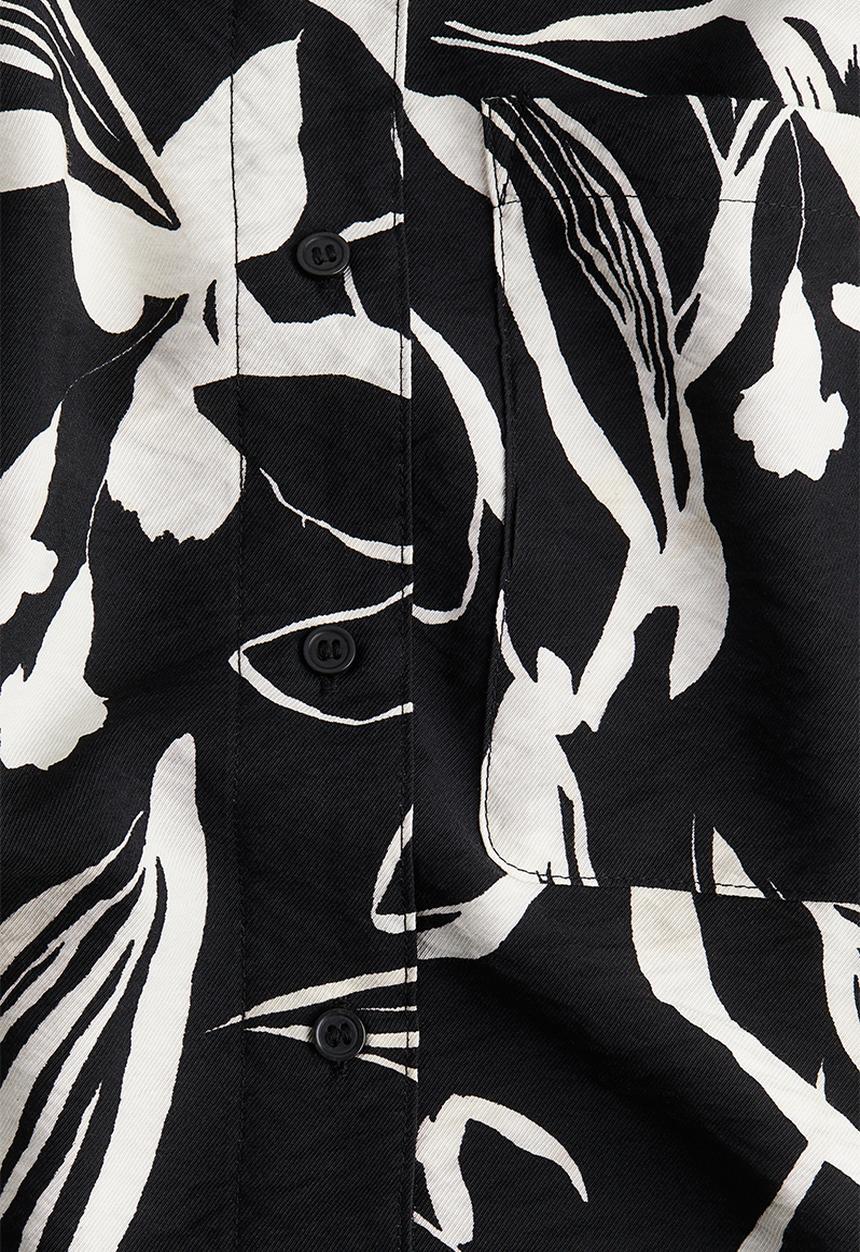 H&M - Viscose-blend shirt - black & white patterned 
