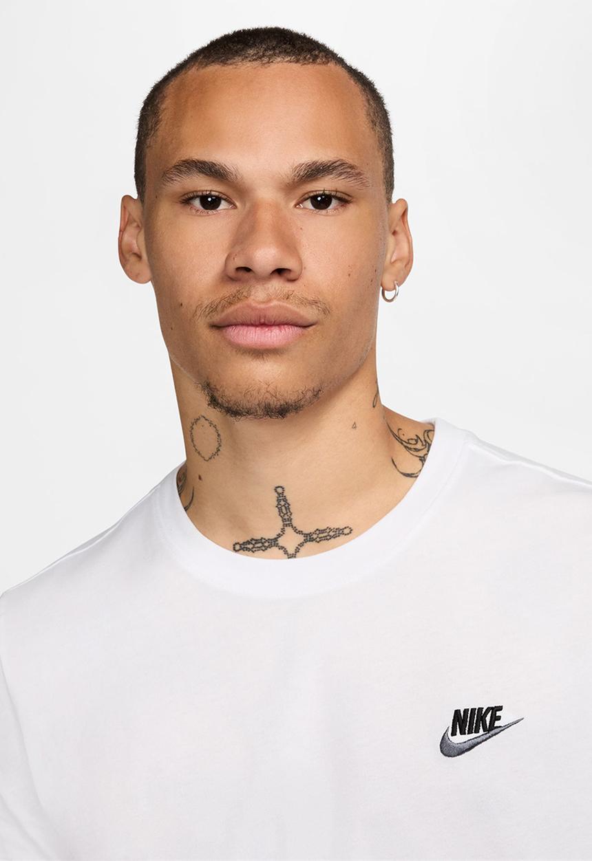 Nike - NSW Club DT Tee  - WHITE/COOL GREY/BLACK