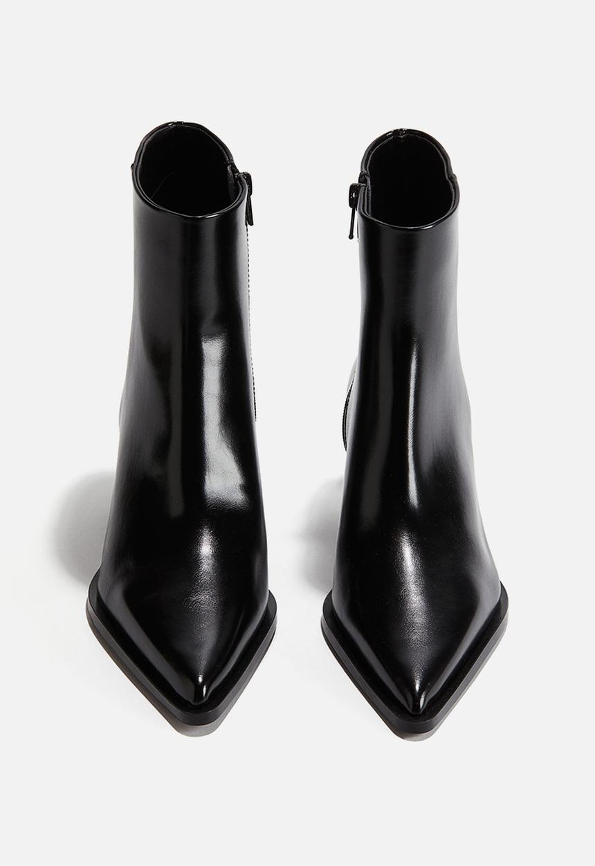 H&M - Pointed ankle boots - black