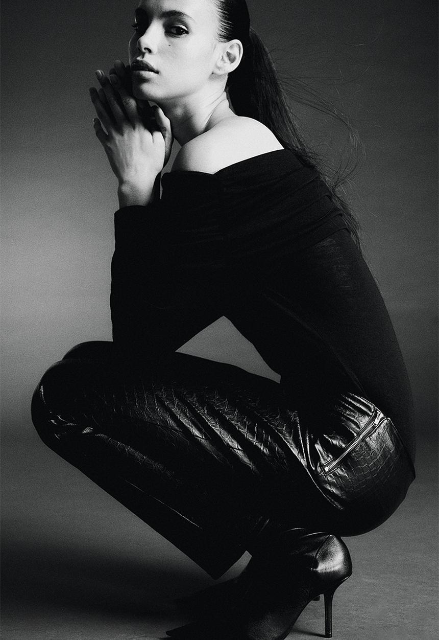 H&M - Straight coated trousers -  black/crocodile-patterned