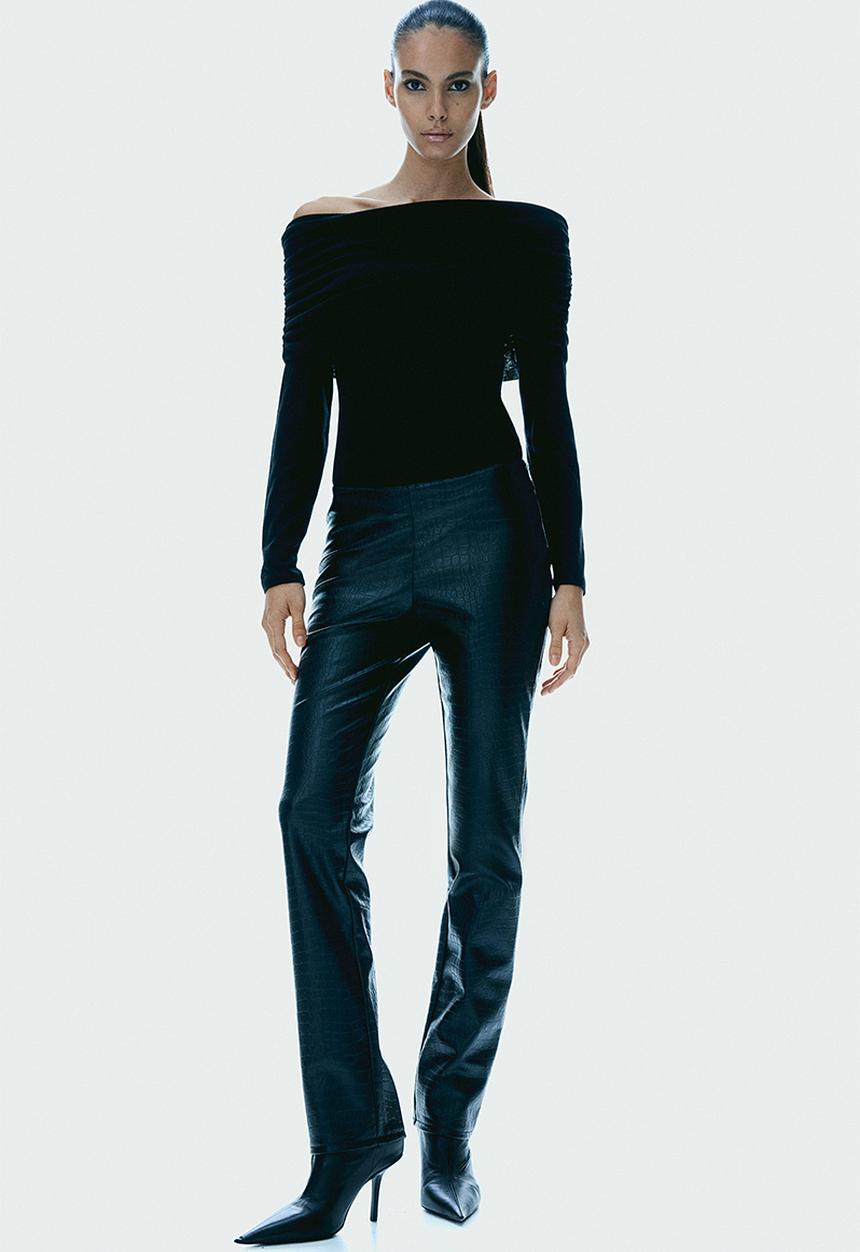 H&M - Straight coated trousers -  black/crocodile-patterned