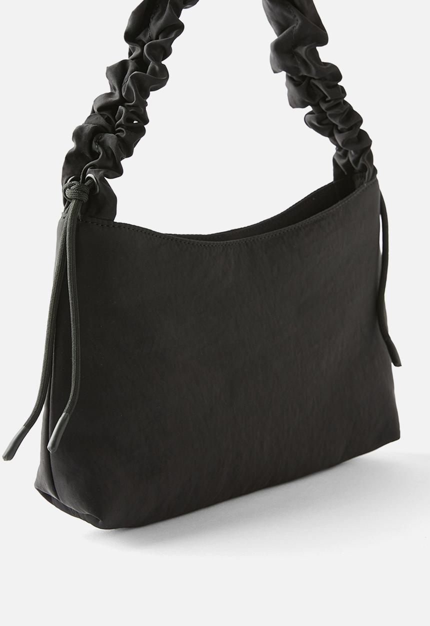 Rubi - Eden scrunch underarm bag- black
