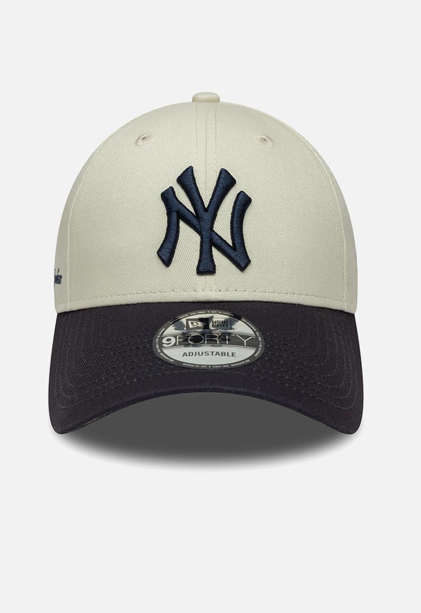 New Era - 940 Side Script Neyyan - Ivory/Navy Y25