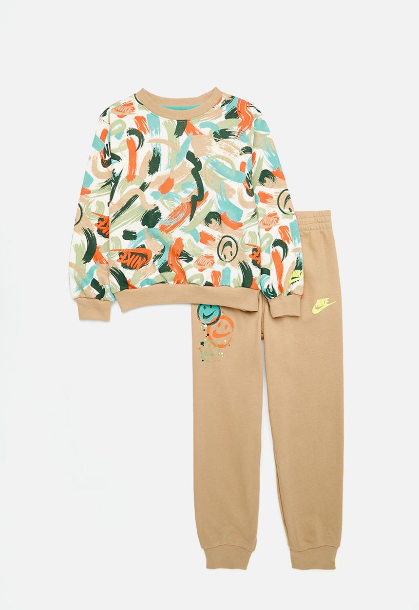 Nike - Nkb b nsw ey aop crew set - hemp