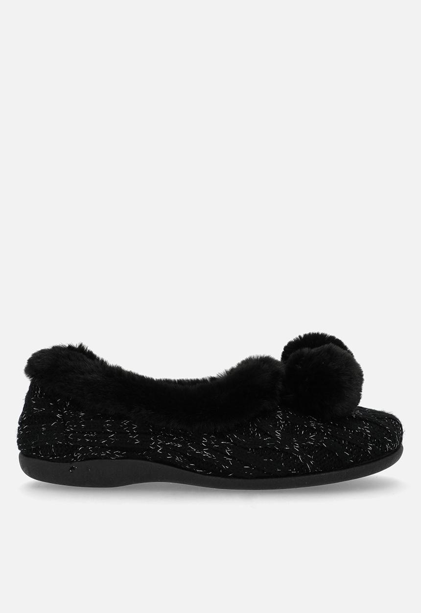 Hush Puppies - Chloe slip-on - black