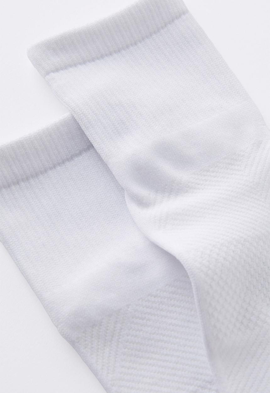 Cotton On - Performance Mid Crew Running Sock - White White