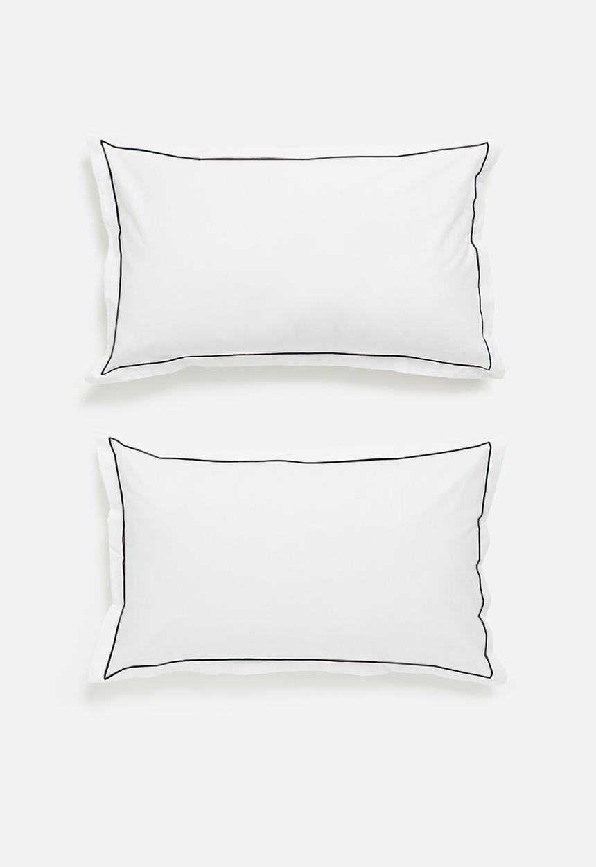 Sixth Floor - Oxford Satin Stitch std 2pk p/case - white