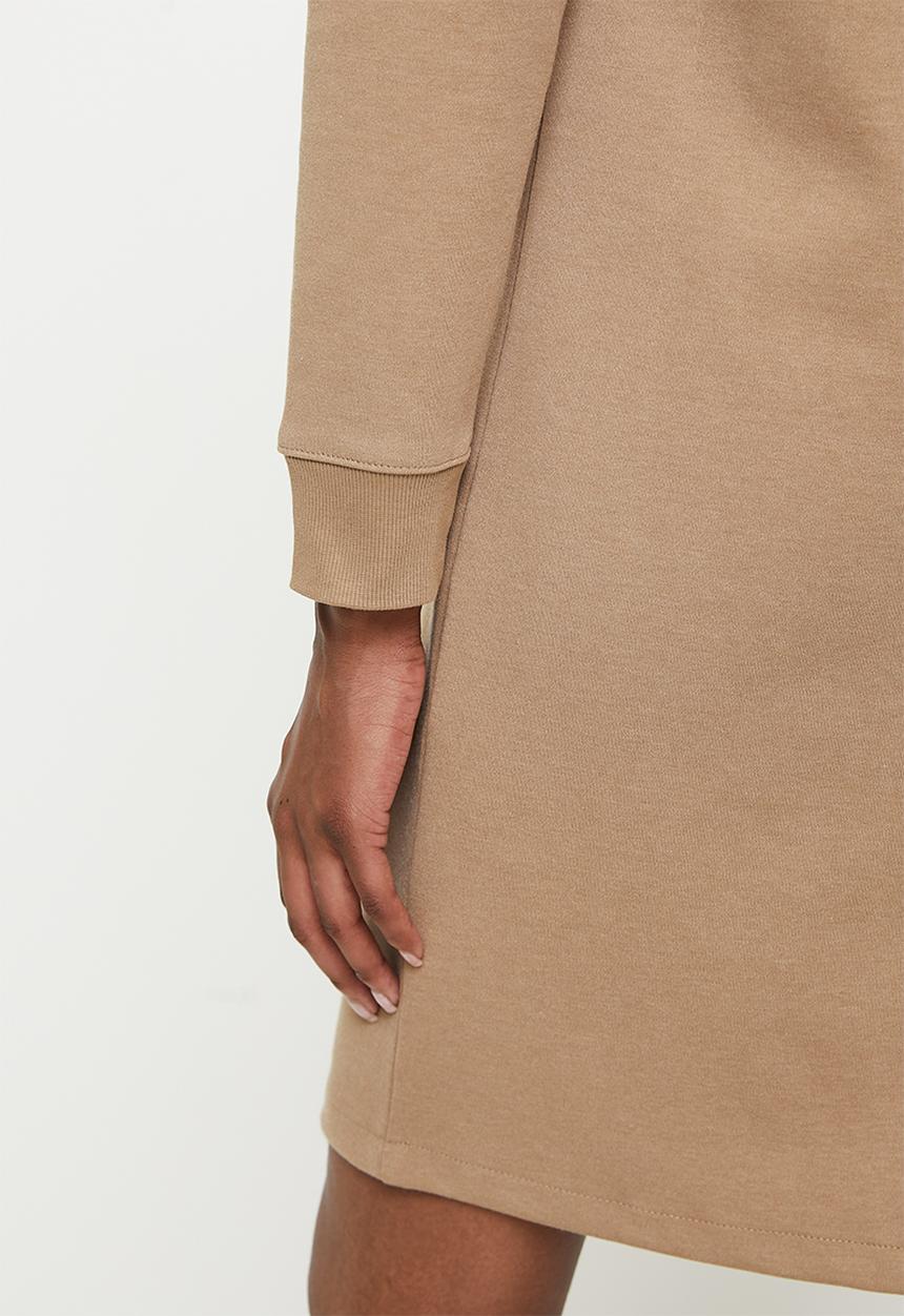 POLO - Wmn sam long sleeve v-neck dress - stone