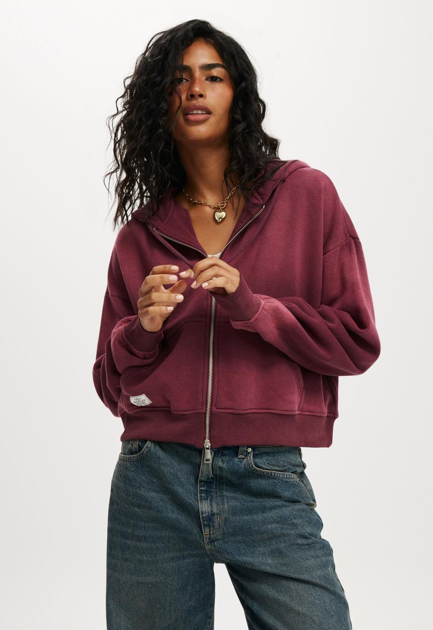 Cotton On - Plus  classic fleece oversized zip through hoodie - washed sour cherry