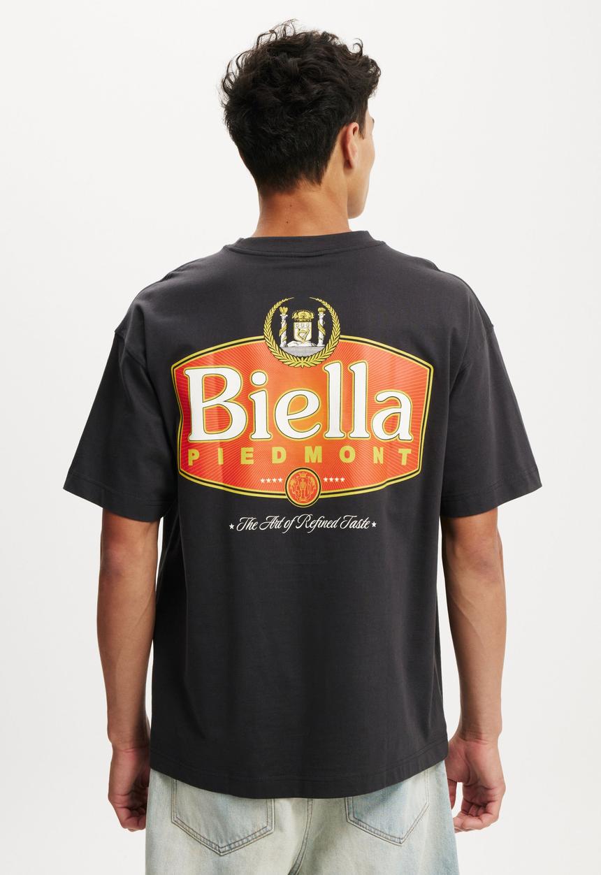 Cotton On - Box Fit Graphic T-Shirt - Washed Black/Biella Piedmont