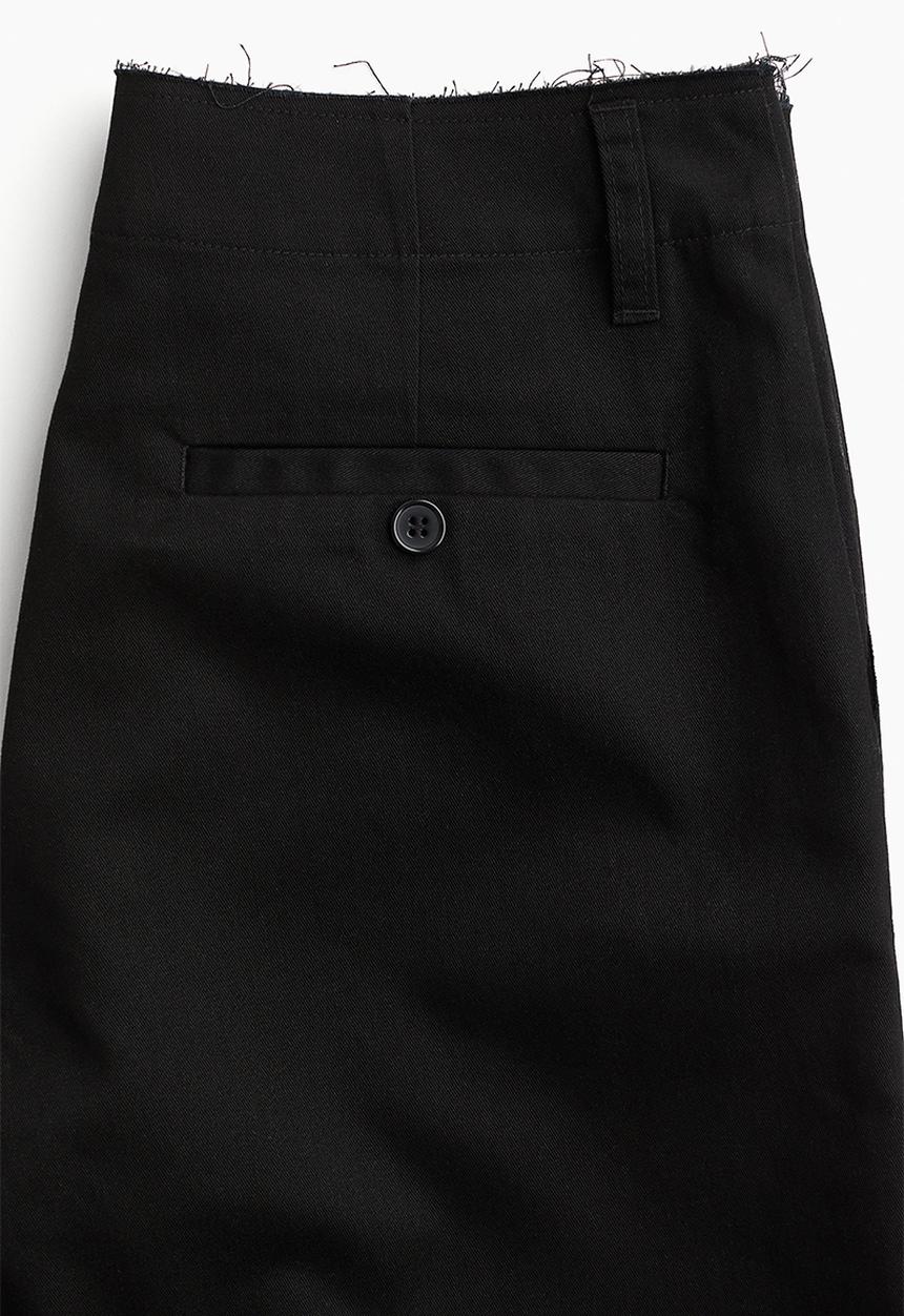 H&M - Raw-edge twill chinos - black
