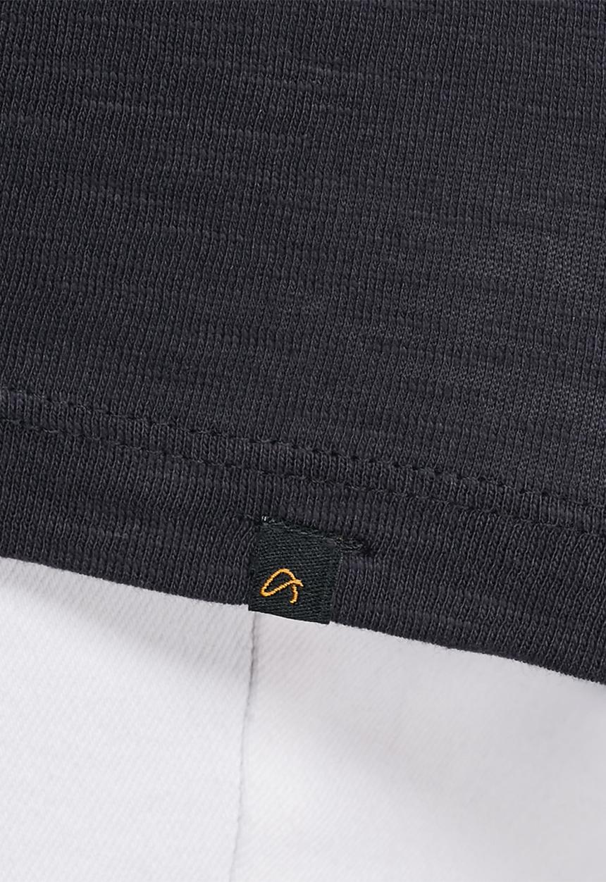 ADPT. - Hall tee