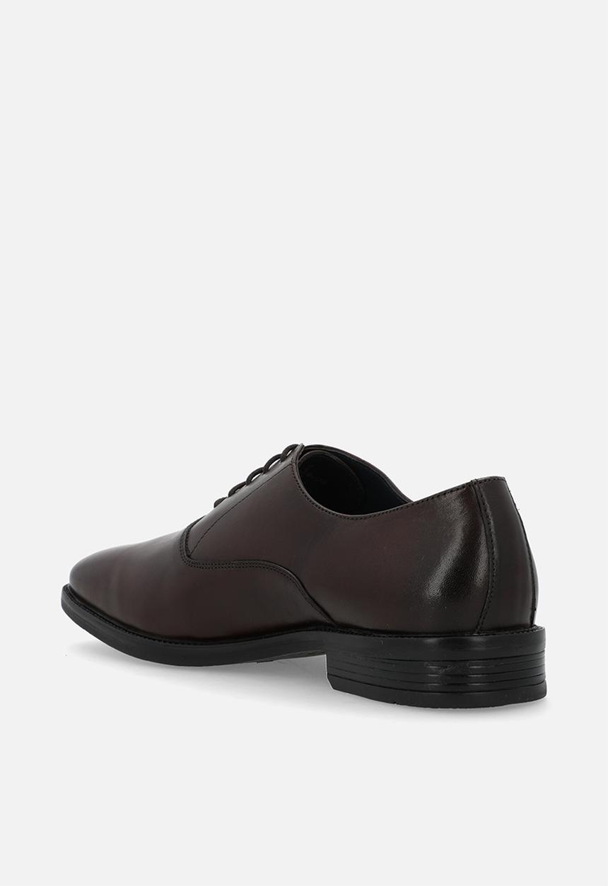 Hush Puppies - Willie - Brown Leather