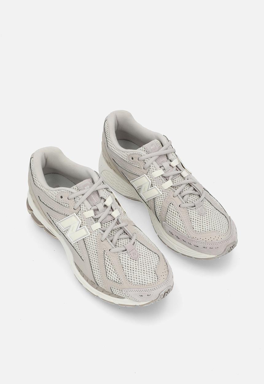 New Balance  - 1906r - grey day