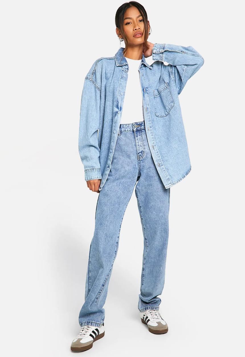 boohoo - Basics Straight Leg Jeans in Light Blue - Light Blue