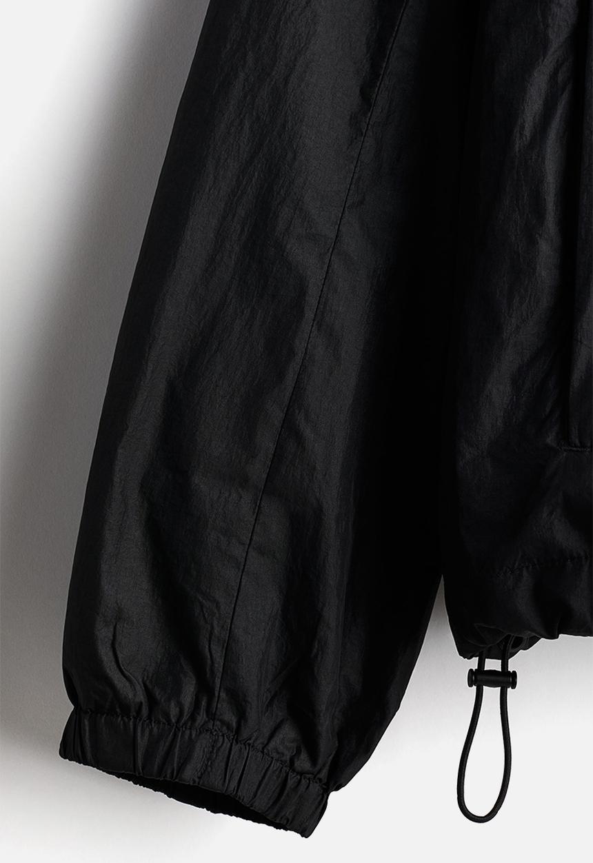 Regular fit water-repellent windbreaker - black - 1243045001