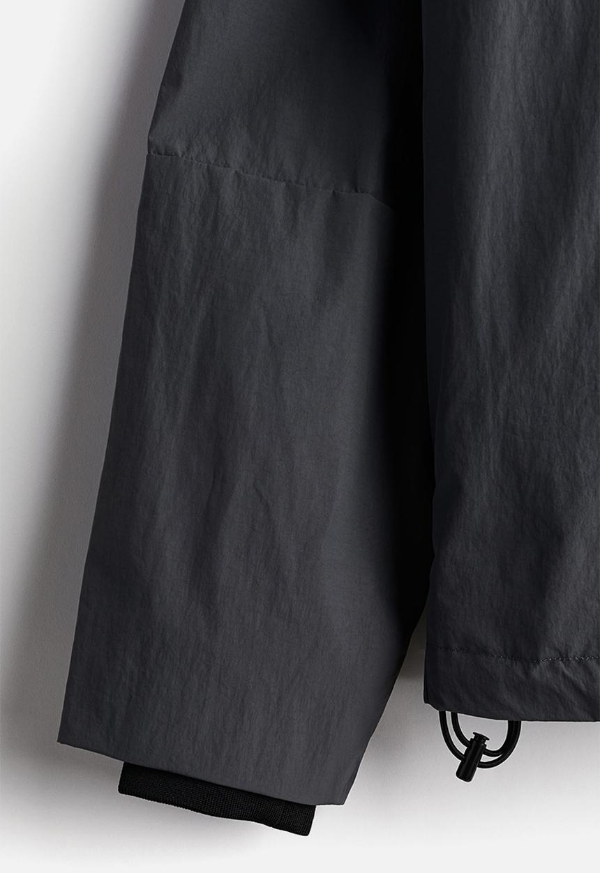 H&M - Loose fit water-repellent nylon jacket - dark grey