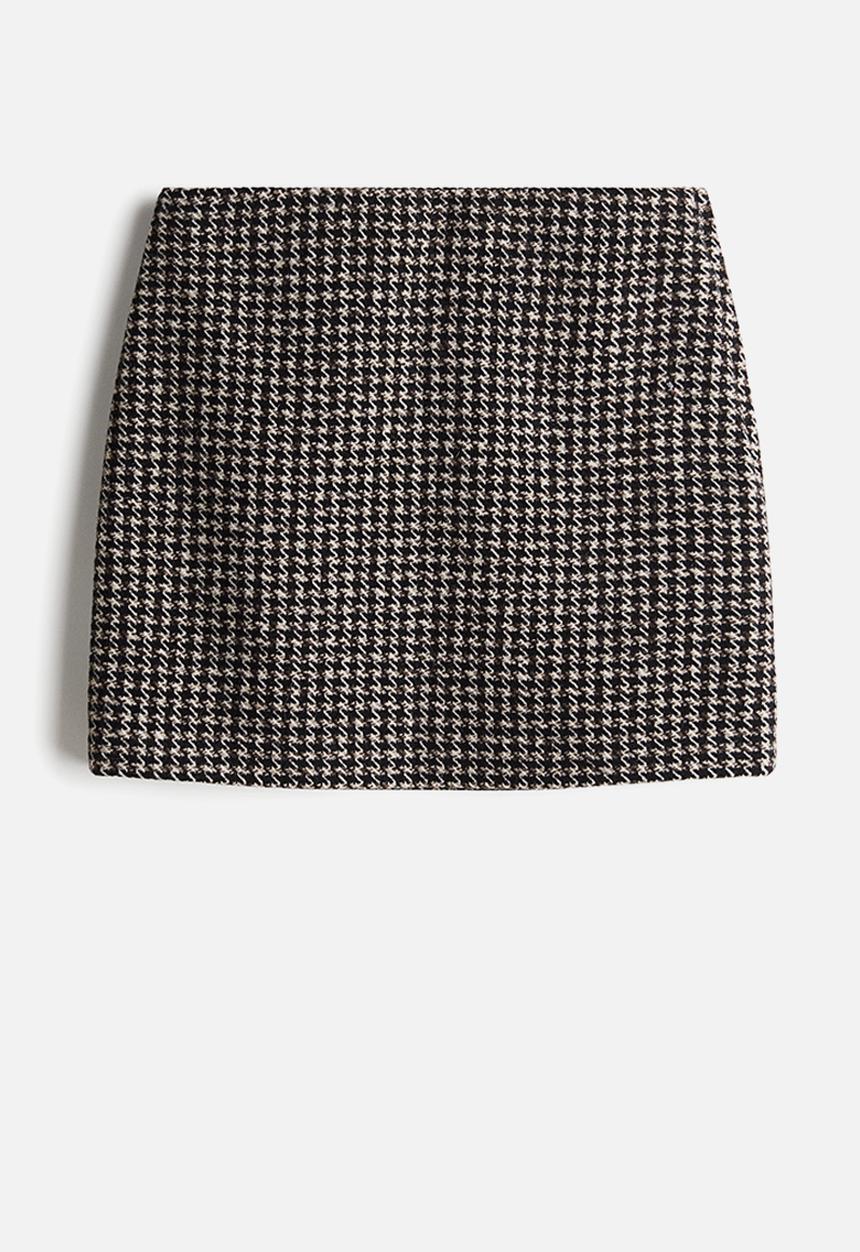 H&M - Mini skirt - black dogtooth-patterned