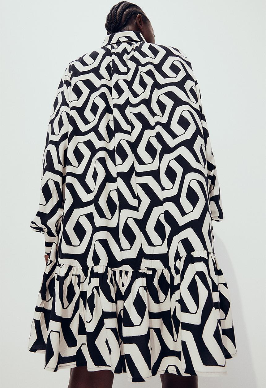 H&M - Oversized shirt dress - black patterned