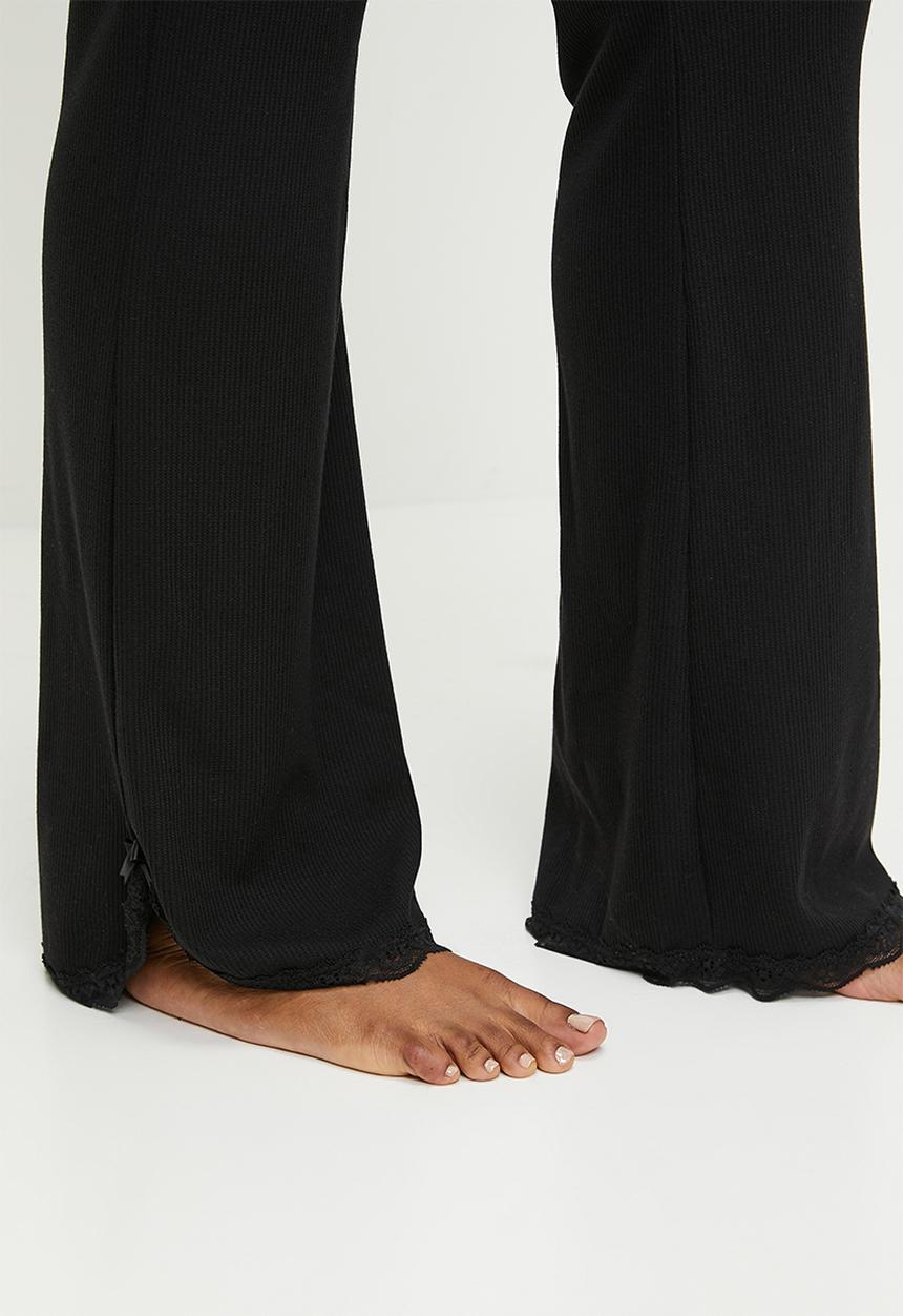 Cotton On - Plus Waffle Lace Flare - Black