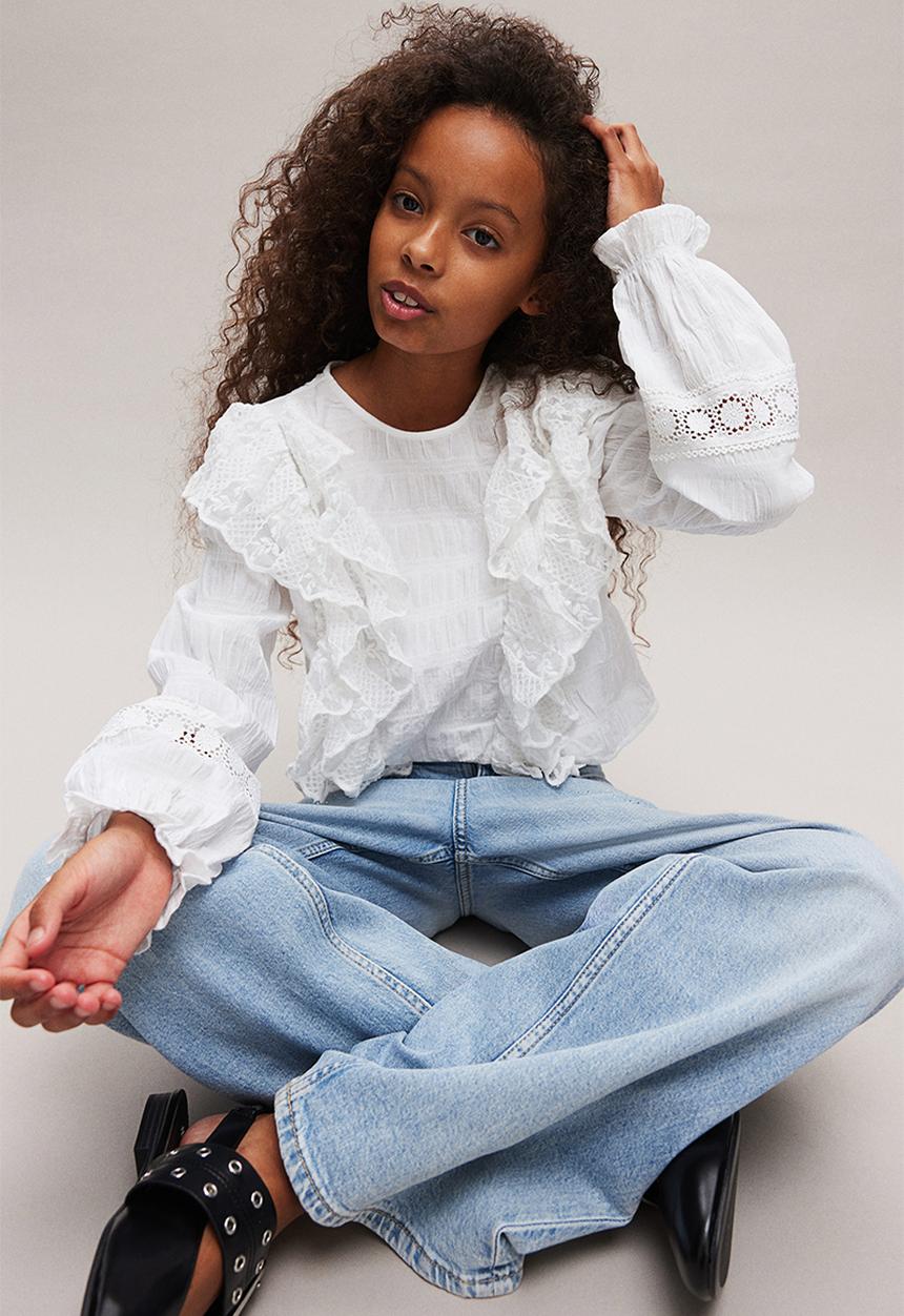 H&M - Lace-flounced blouse - white