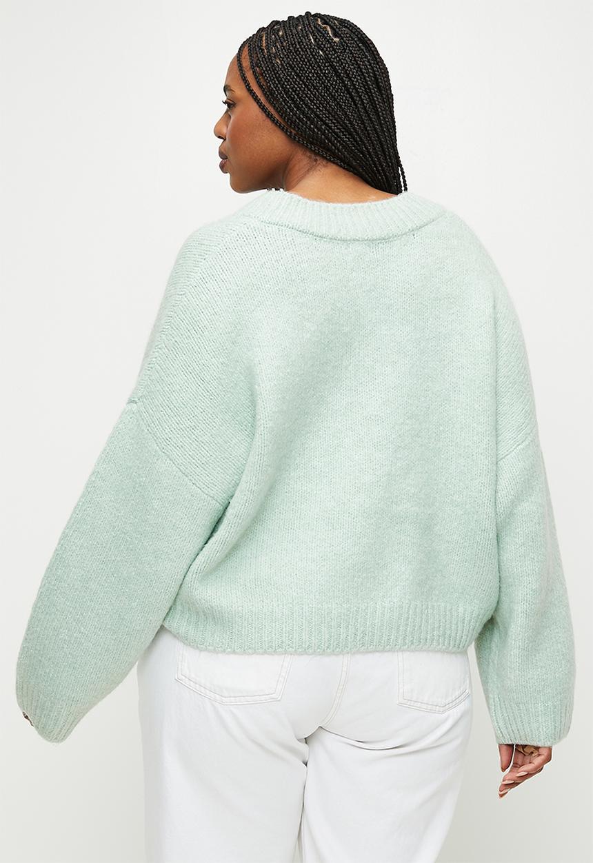 Cotton On - Plus luxe v-neck pullover - meadow mist