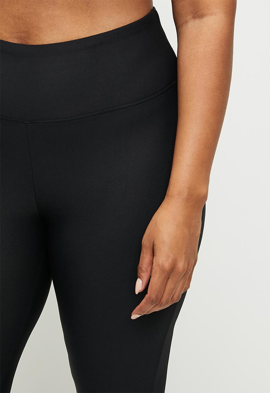 Cotton On - Plus Fleece Lined Outdoor Flare - Black