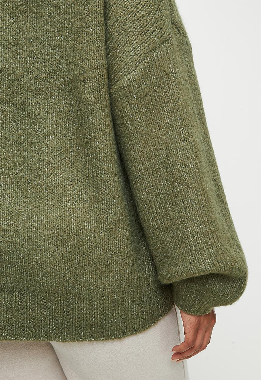Cotton On - Plus  luxe crew pullover - burnt olive