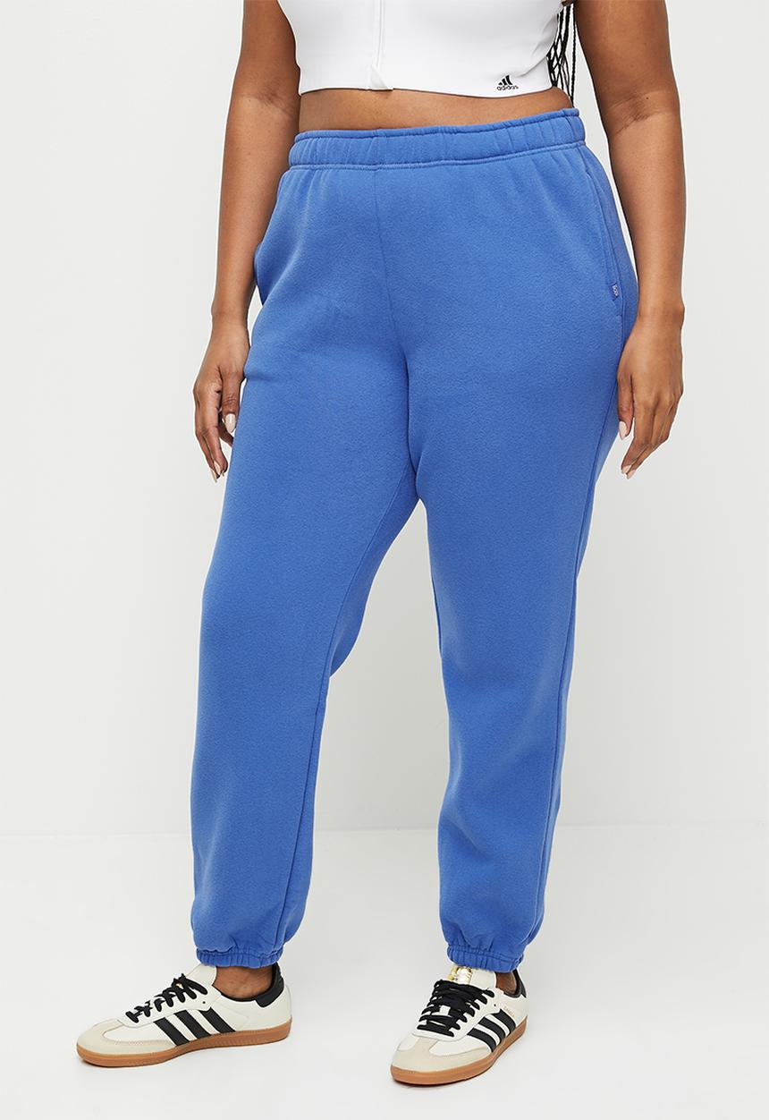 Cotton On - Plus Plush Essential Gym Sweatpant - Dazzling Blue