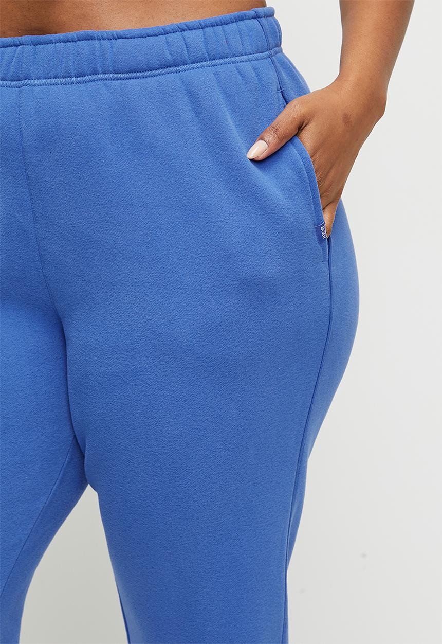 Cotton On - Plus Plush Essential Gym Sweatpant - Dazzling Blue