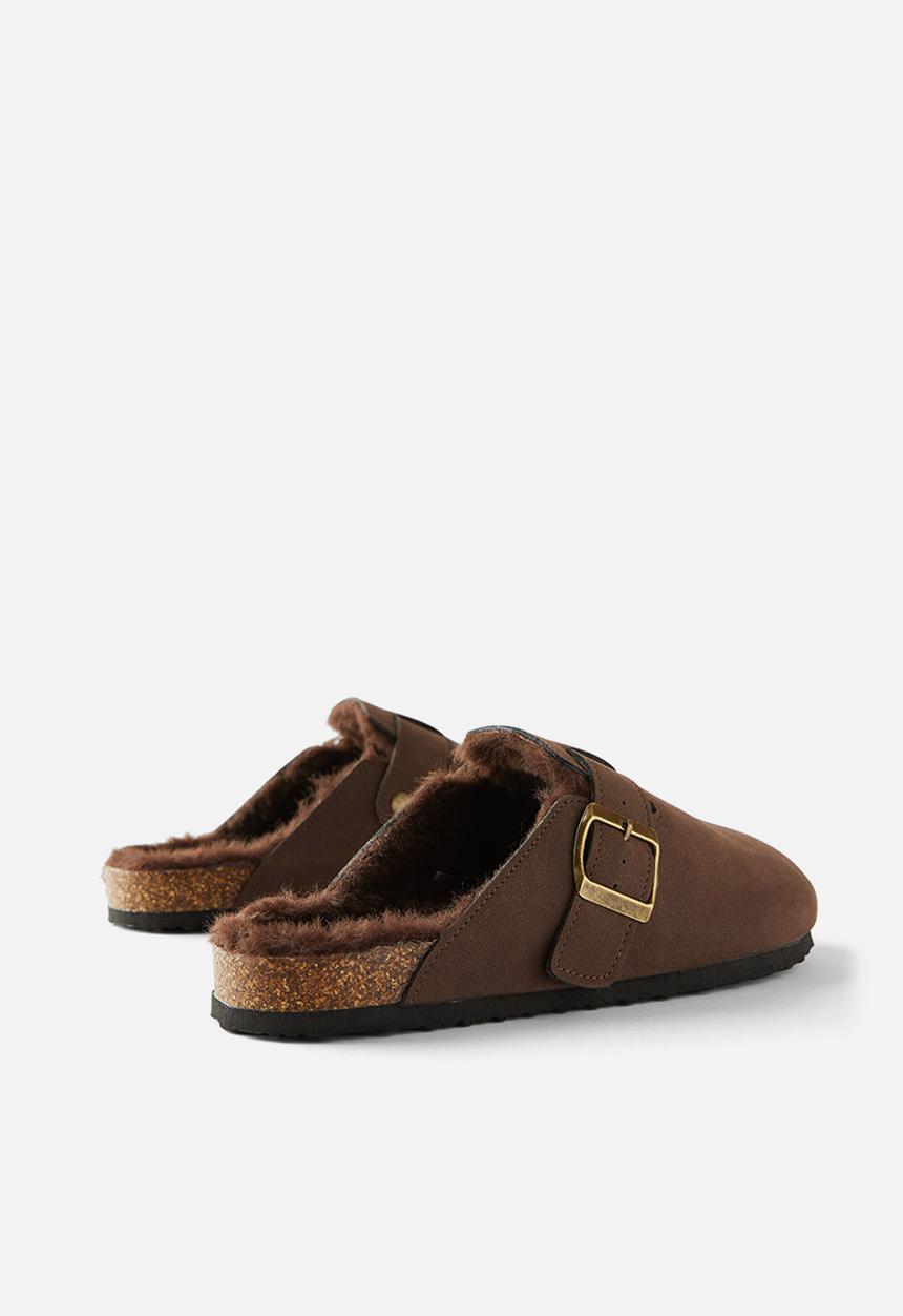 Cotton On - Rex buckle mule - choc cosy