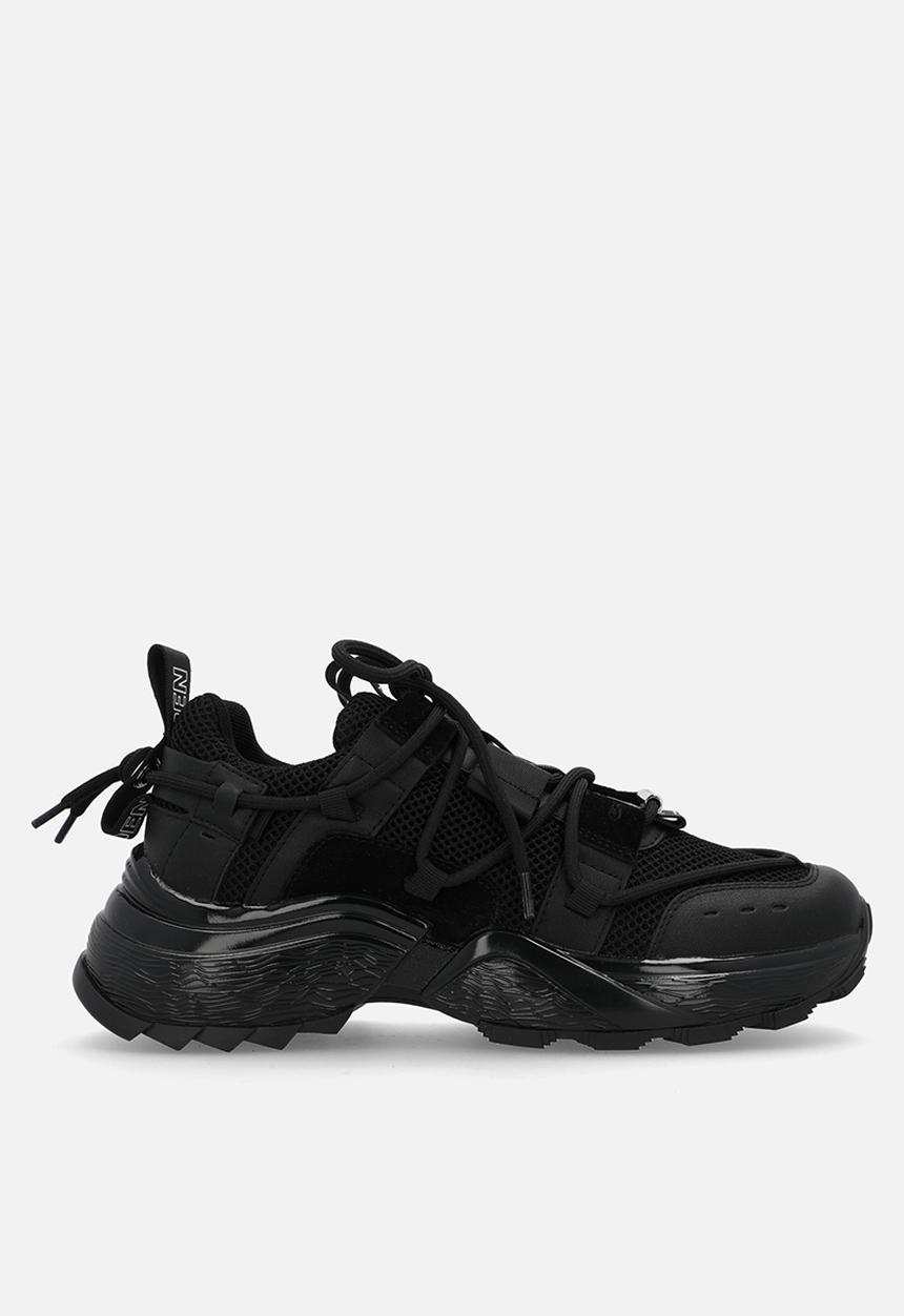 Steve Madden - Tazmania Sneaker - Black