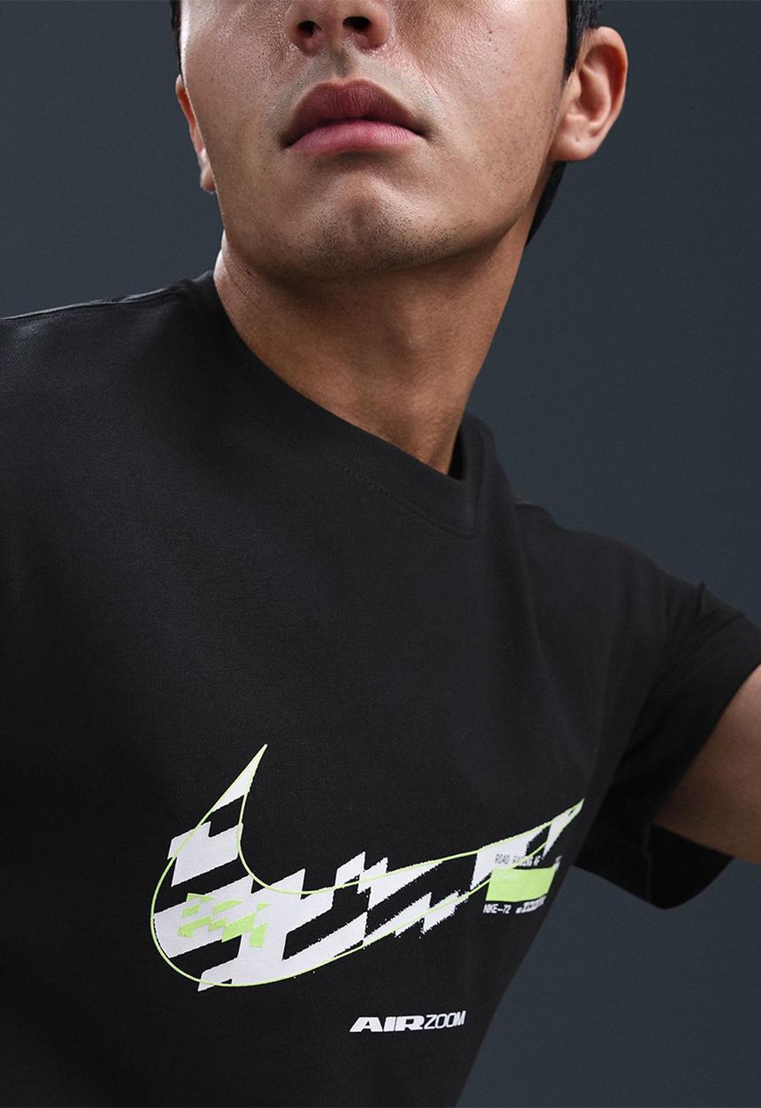 Nike - Elite Entry Running Tee - Black