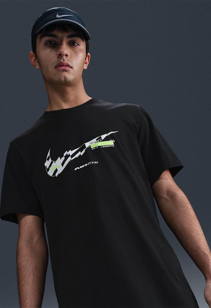 Nike - Elite Entry Running Tee - Black