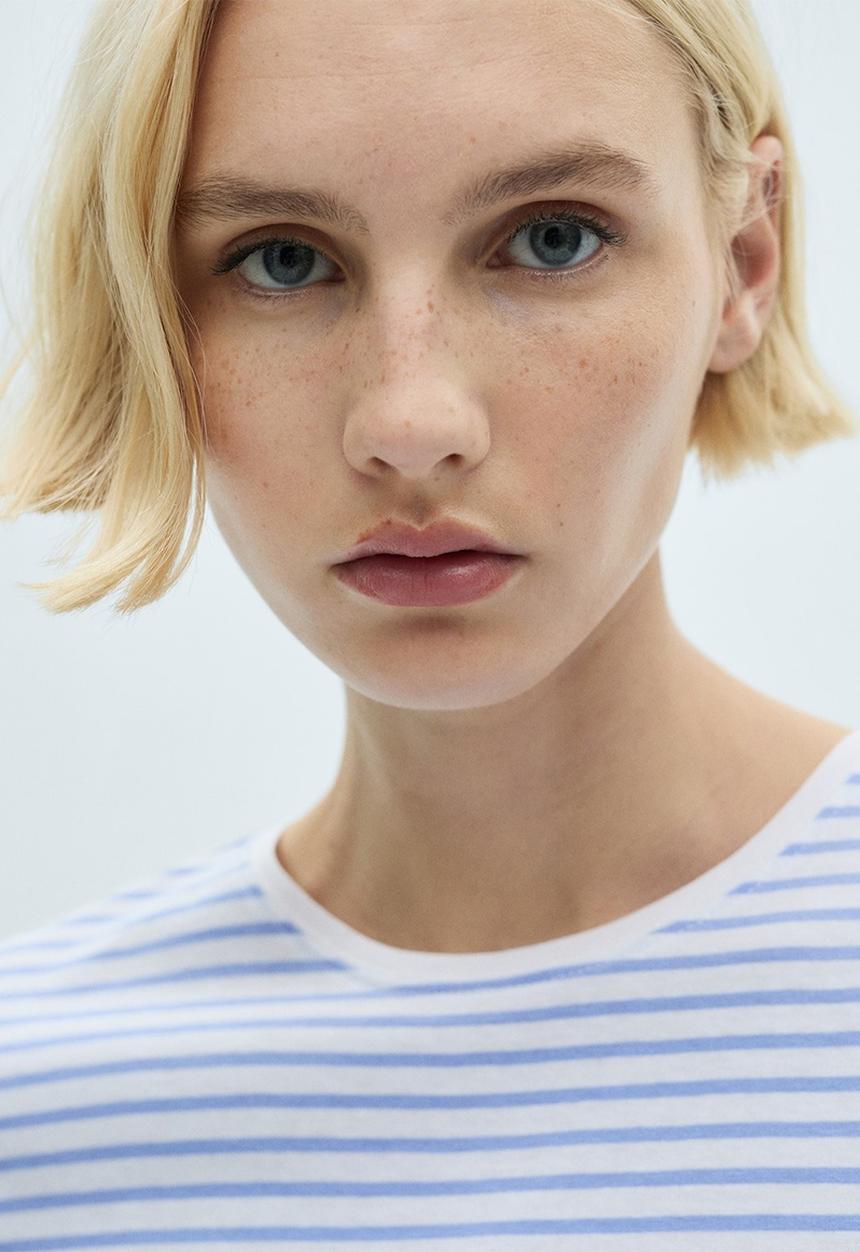 MANGO - T-Shirt Chalaca - Light Pastel Blue